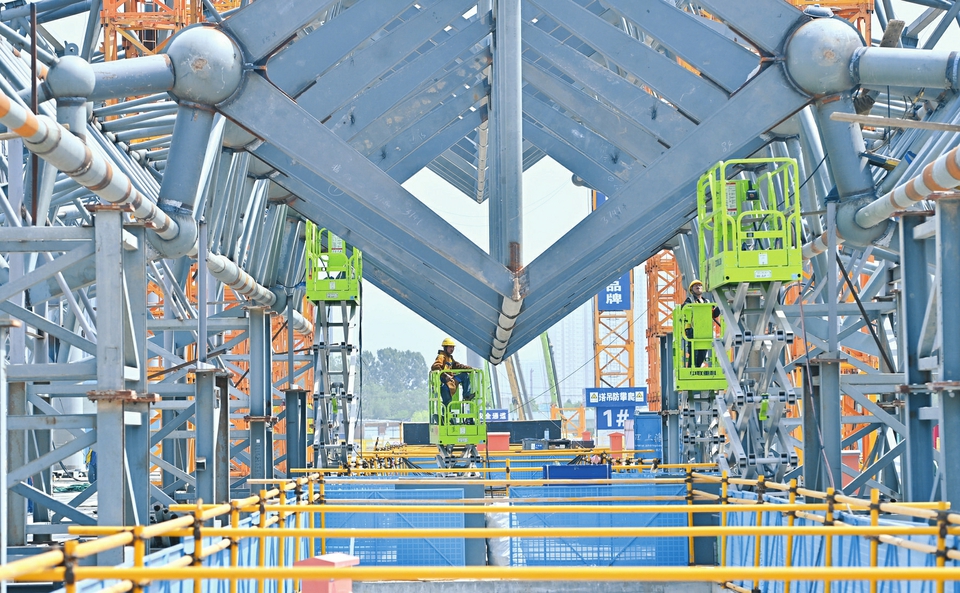 建筑面積40萬平方米，鋼結(jié)構(gòu)助力太原機(jī)場三期改擴(kuò)建工程！